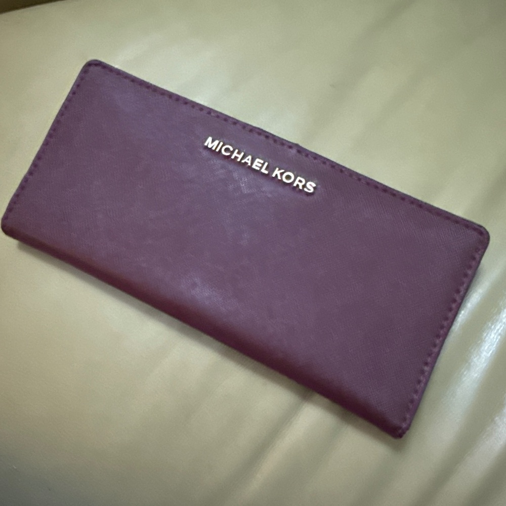 MICHAEL KORS Credit/Business Card Holder